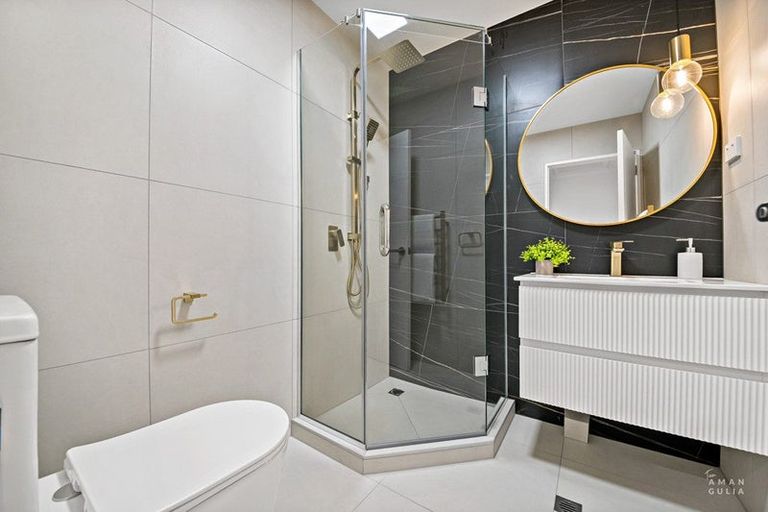 Photo of property in 75 Titirangi Road, New Lynn, Auckland, 0600