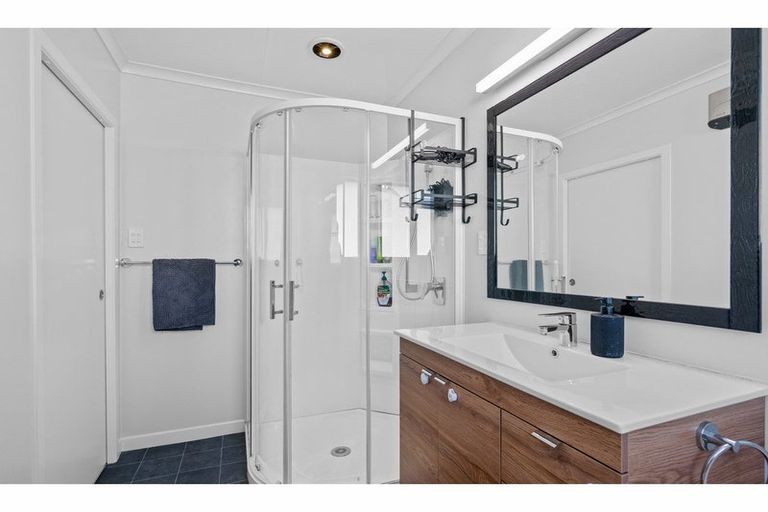 Photo of property in 32 Highfield Terrace, Newfield, Invercargill, 9812