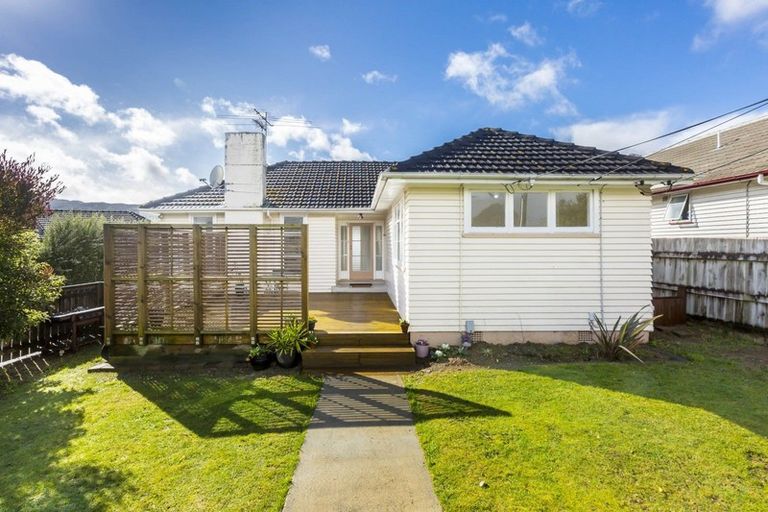 Photo of property in 23 Thackeray Street, Trentham, Upper Hutt, 5018