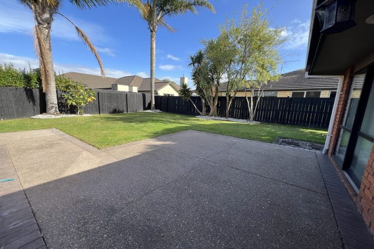 Photo of property in 16 Ravenscourt Place, Huntington, Hamilton, 3210