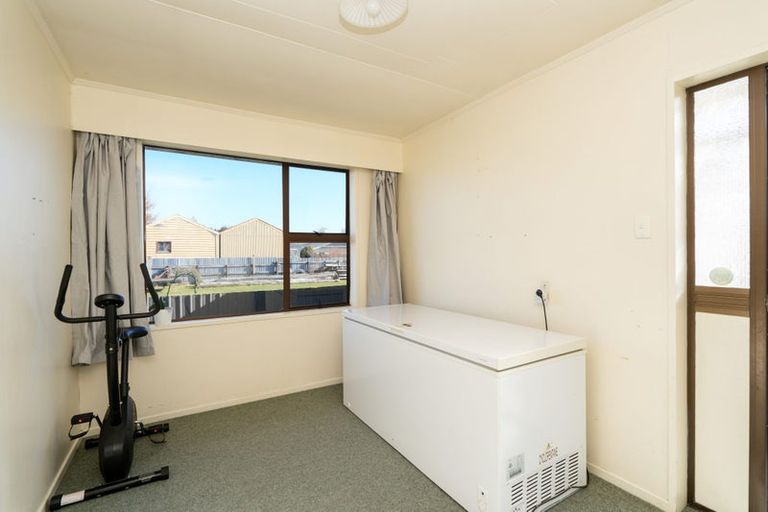 Photo of property in 9 Russell Esplanade, Otautau, 9610