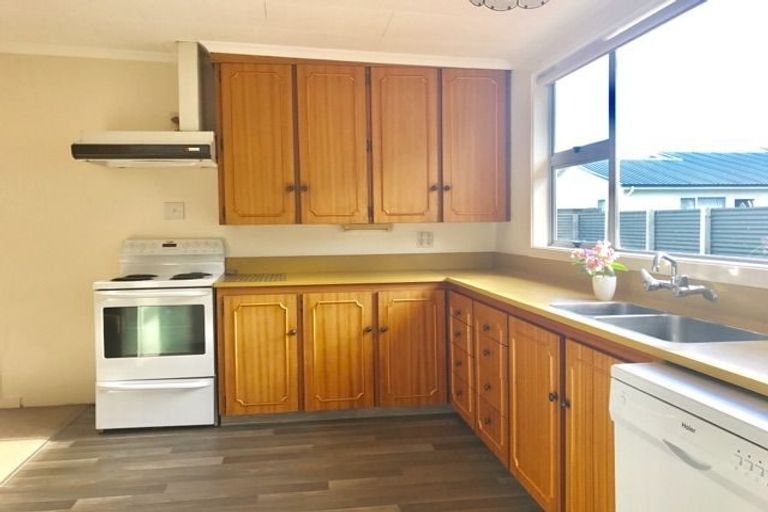 Photo of property in 87 Joseph Street, Waverley, Invercargill, 9810