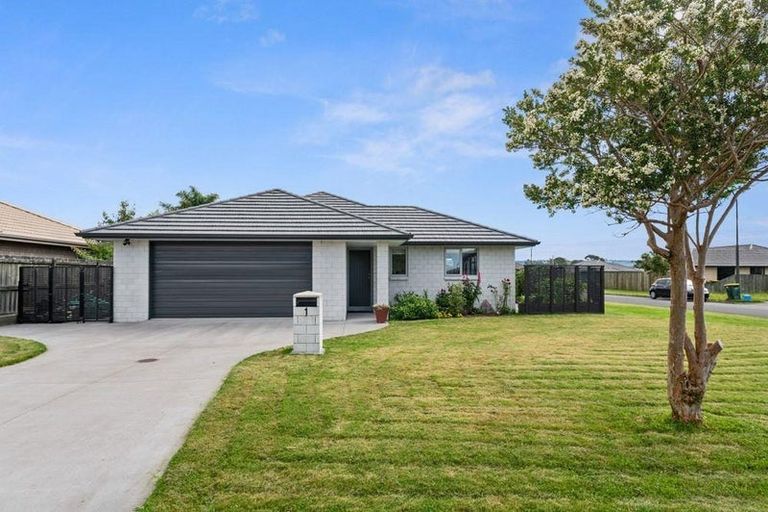 Photo of property in 1 Twain Crescent, Owhata, Rotorua, 3010