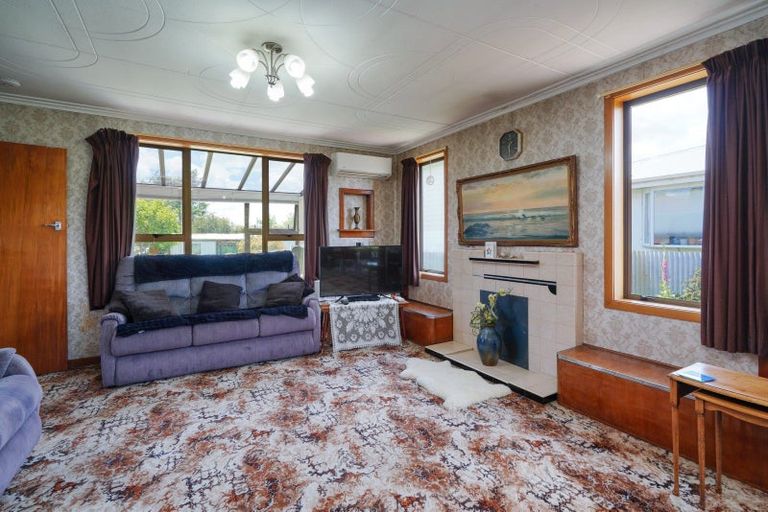 Photo of property in 52 Nichol Street, Heidelberg, Invercargill, 9812