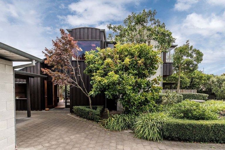 Photo of property in 29 Mckeefry Avenue, Greenmeadows, Napier, 4112