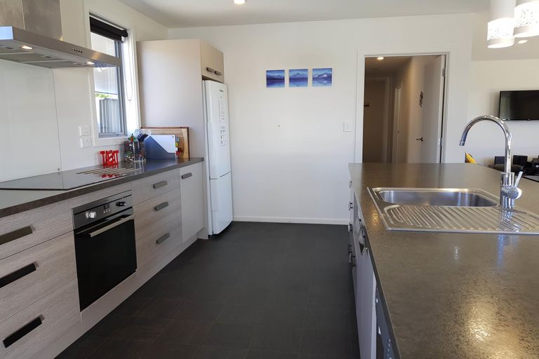 Photo of property in 4 Dwyer Place, Lake Tekapo, 7999