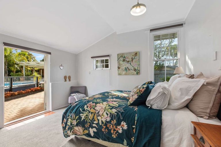 Photo of property in 239 Waiuku Otaua Road, Waiuku, 2682