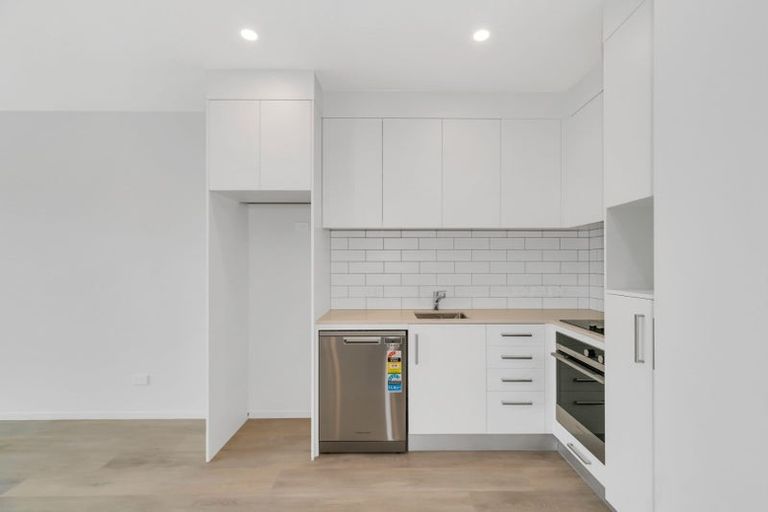 Photo of property in 105/25 Potter Avenue, Northcote, Auckland, 0627