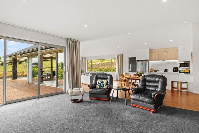 Photo of property in 117 Lees Pakaraka Road, Te Ore Ore, Masterton, 5886