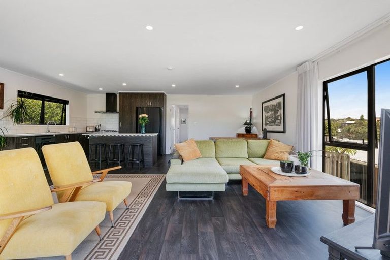 Photo of property in 3 Sundown Avenue, Manly, Whangaparaoa, 0930