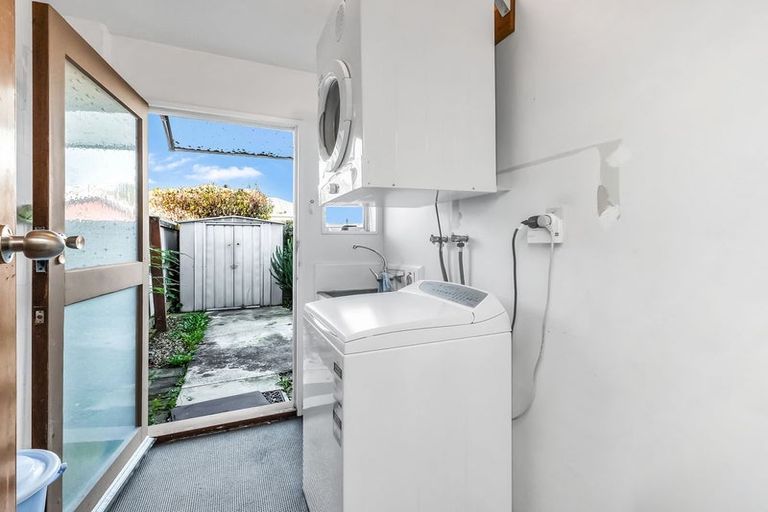 Photo of property in 2/20 Penwood Street, Russley, Christchurch, 8042