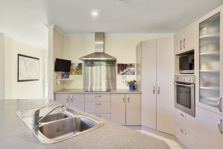 Photo of property in 9 Panckhurst Drive, Woodend, 7610