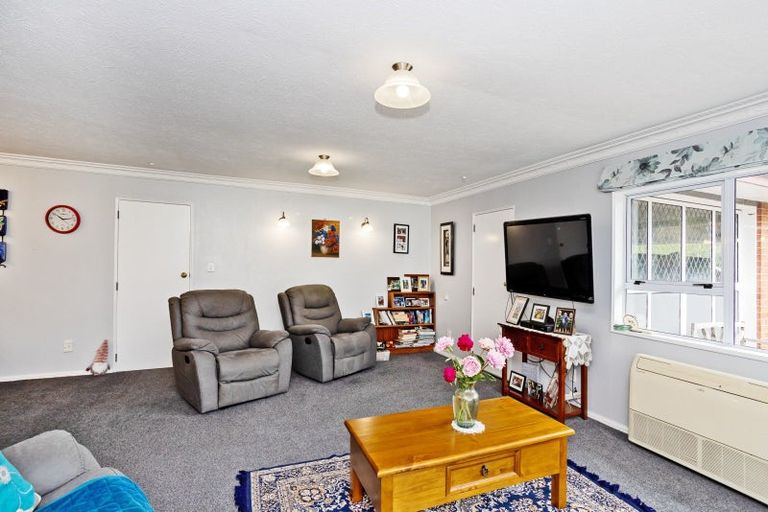 Photo of property in 10 Wills Road, West Plains, Invercargill, 9874