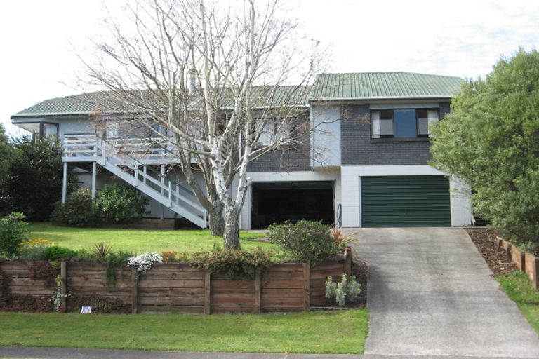 Photo of property in 18 Flinders Place, Welcome Bay, Tauranga, 3112