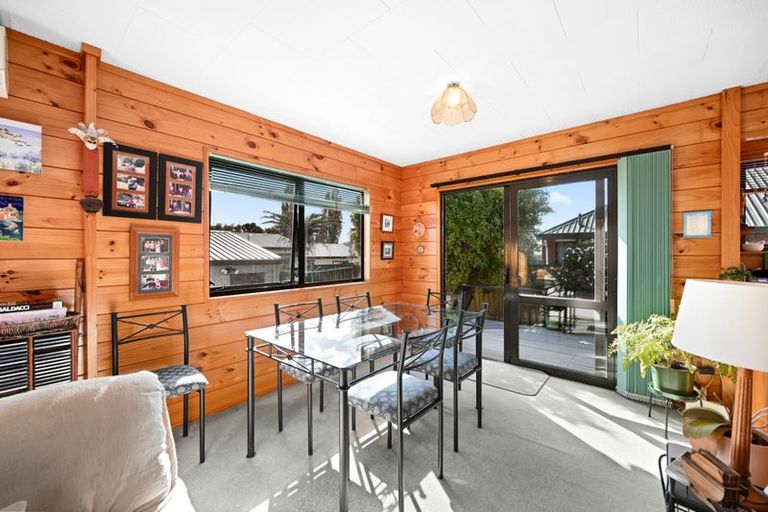 Photo of property in 2 Emma Place, Pukete, Hamilton, 3200