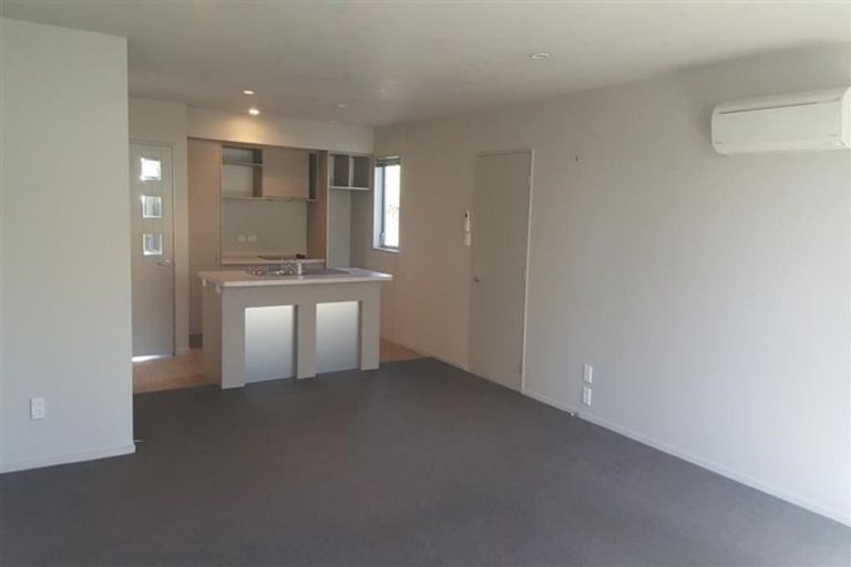 Photo of property in 76a Packe Street, Edgeware, Christchurch, 8013