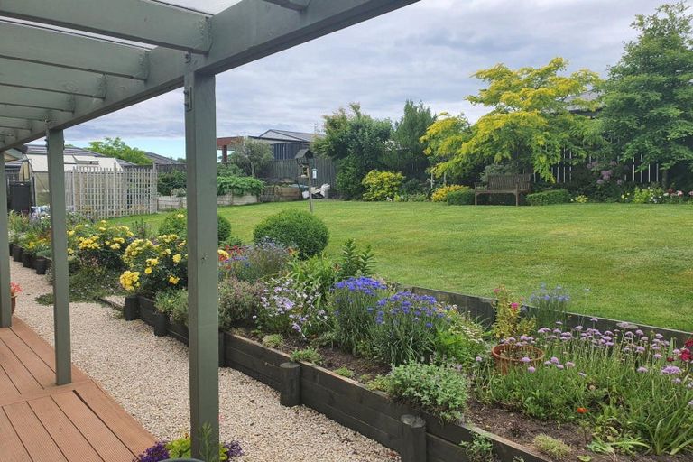 Photo of property in 4/61 Osborne Road, Amberley, 7410