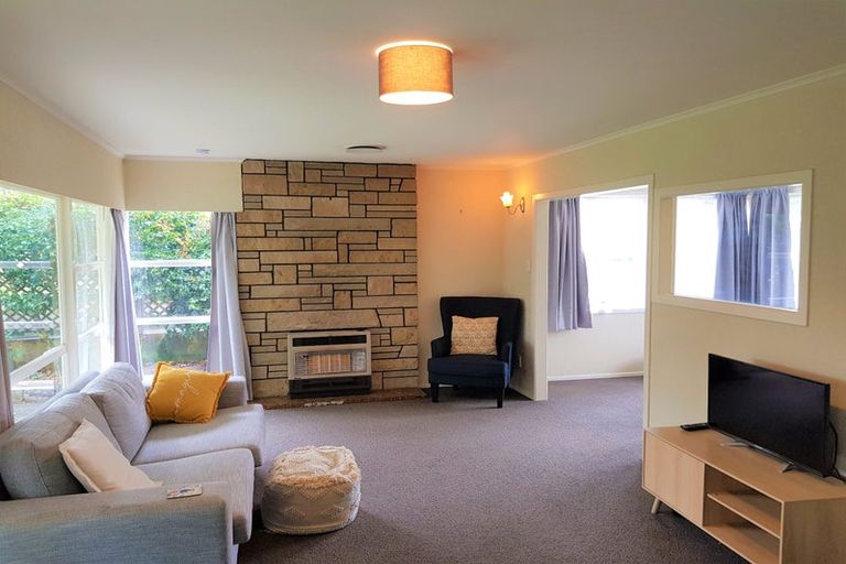 Photo of property in 16 Lynmore Avenue, Lynmore, Rotorua, 3010