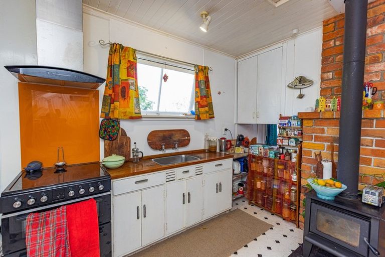 Photo of property in 40 Karaka Street, Castlecliff, Whanganui, 4501