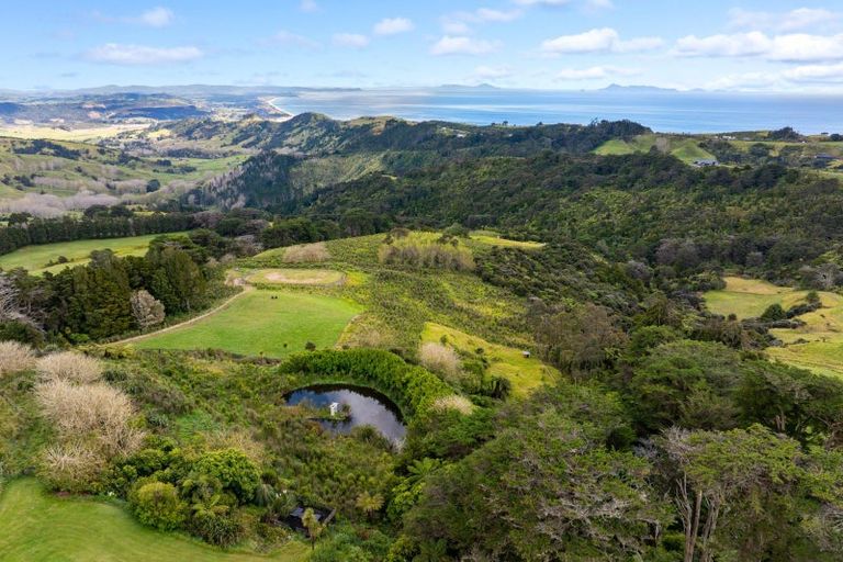 Photo of property in 140e Rodney Road, Whangateau, 0985