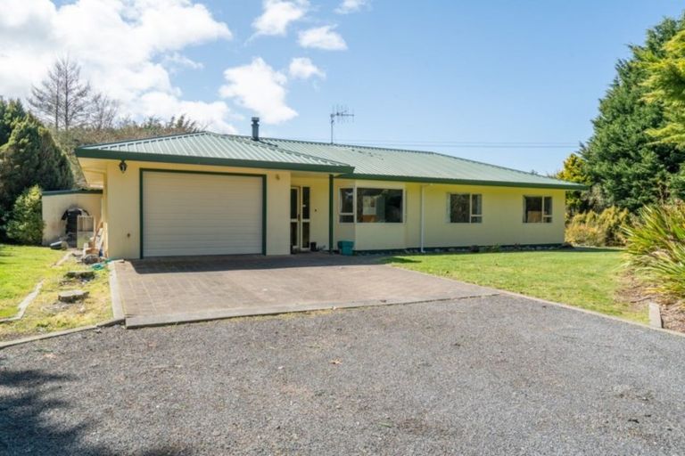 Photo of property in 3/504 Mapara Road, Acacia Bay, Taupo, 3385