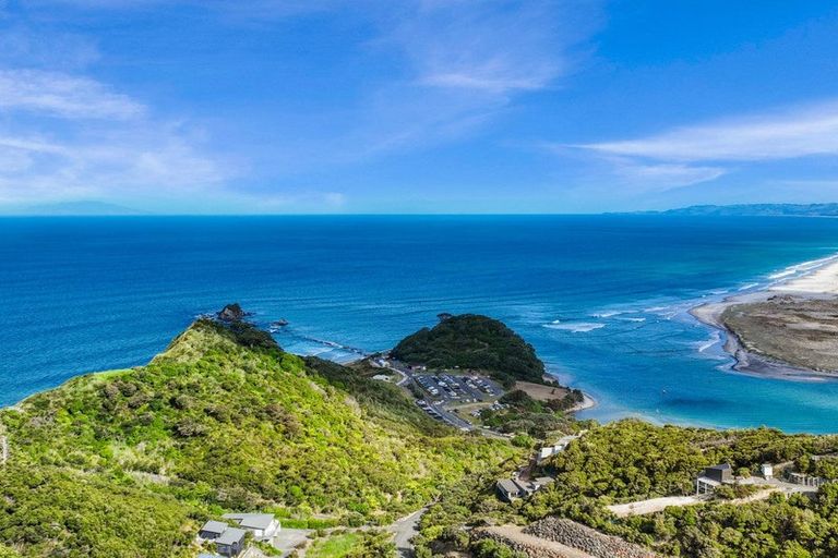 Photo of property in 24 Seacoast Road, Mangawhai Heads, Mangawhai, 0505