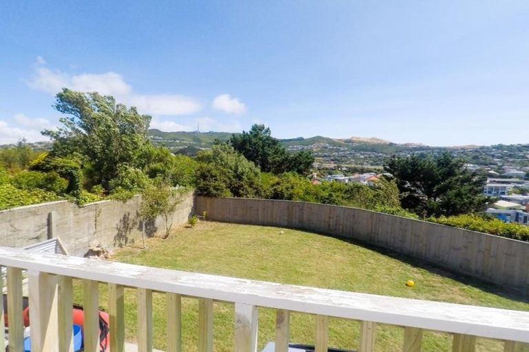 Photo of property in 50 Sheridan Terrace, Johnsonville, Wellington, 6037