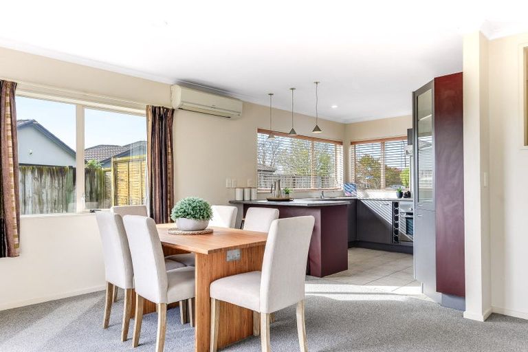 Photo of property in 2 Wentworth Drive, Rototuna North, Hamilton, 3210