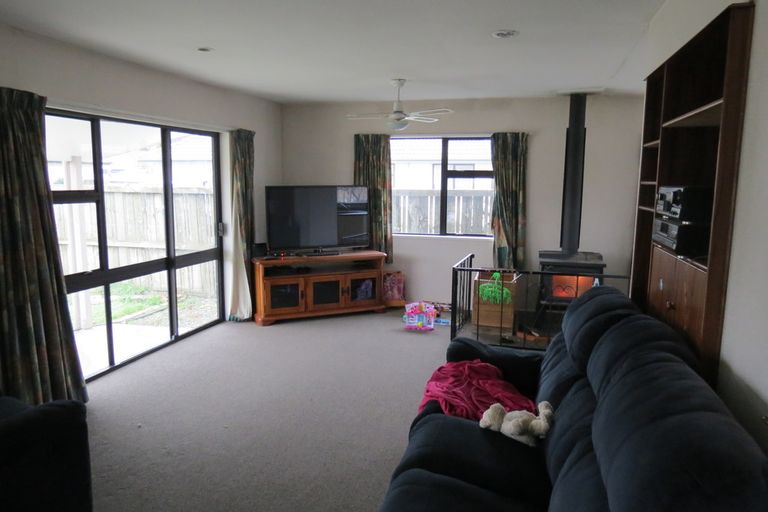 Photo of property in 12 Coach Court, Cromwell, 9310