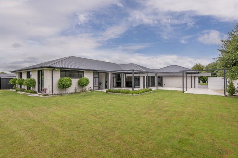 Photo of property in 7 Fairhurst Place, Rolleston, 7614