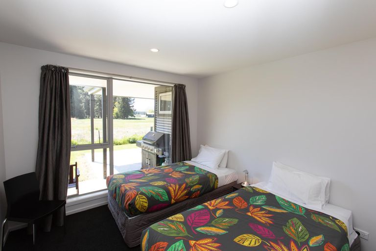 Photo of property in 4 Dwyer Place, Lake Tekapo, 7999