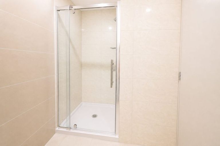 Photo of property in 6/4 Wallson Crescent, Wiri, Auckland, 2104