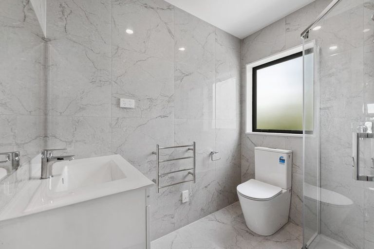 Photo of property in 29c Rice Crescent, Papakura, 2110