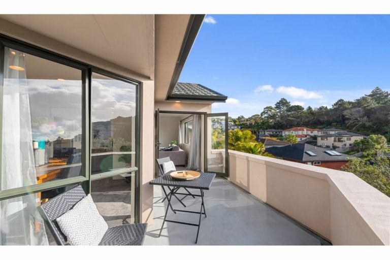 Photo of property in 60 Helvetia Drive, Browns Bay, Auckland, 0630