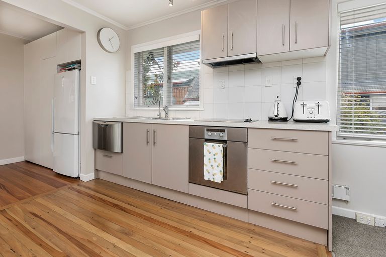 Photo of property in 18 Trigg Road, Huapai, Kumeu, 0810