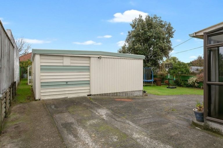 Photo of property in 8 Station Street, Tirau, 3410