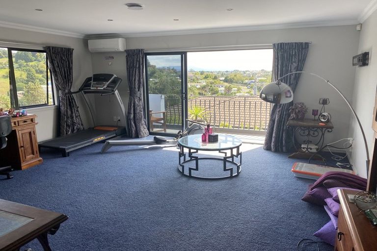 Photo of property in 22 Talbot Place, Welcome Bay, Tauranga, 3112