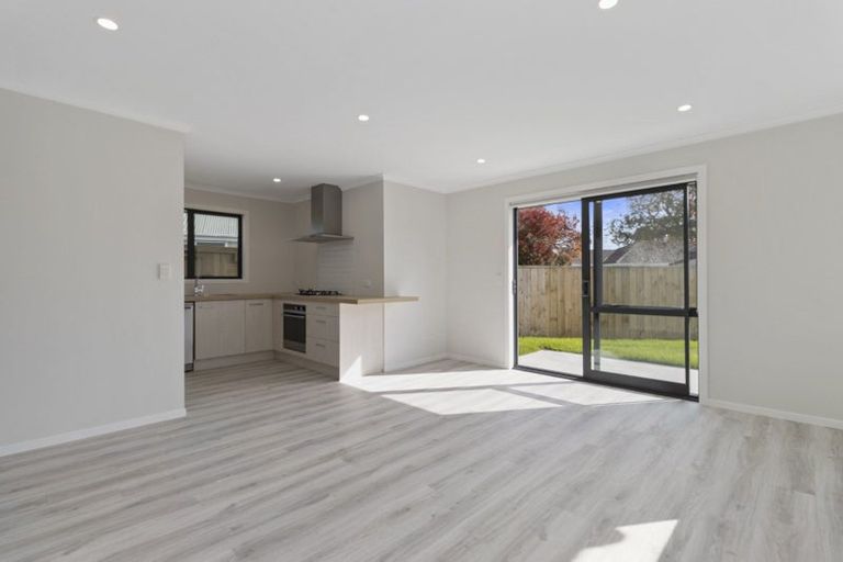 Photo of property in 2/20 Alanbrooke Place, Beerescourt, Hamilton, 3200