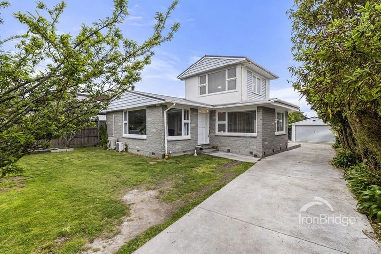 Photo of property in 10 Malta Crescent, South New Brighton, Christchurch, 8062