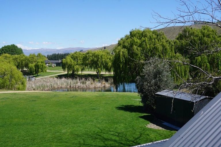 Photo of property in 28 Pisa Moorings Road, Mount Pisa, Cromwell, 9383