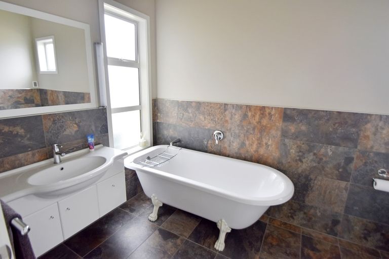 Photo of property in 31 Rhoboro Road, Twizel, 7901