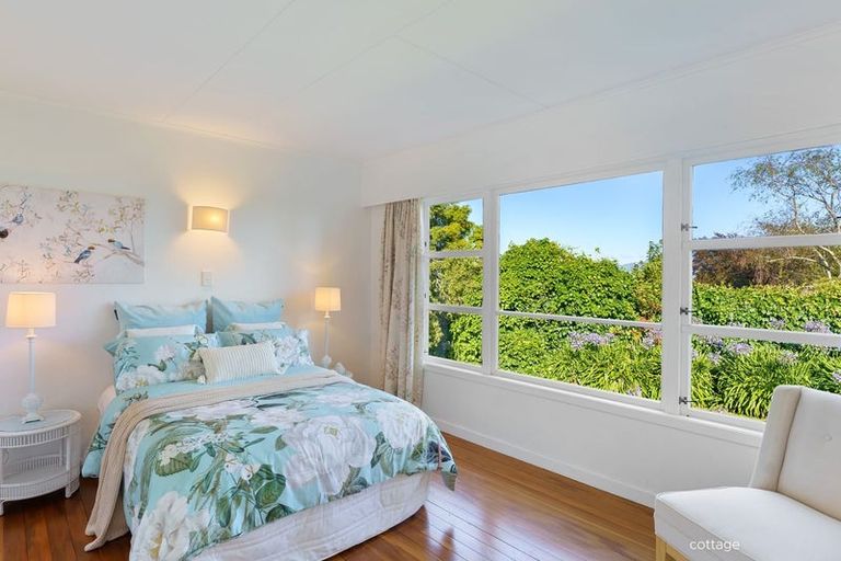 Photo of property in 52-56 Winara Avenue, Waikanae, 5036