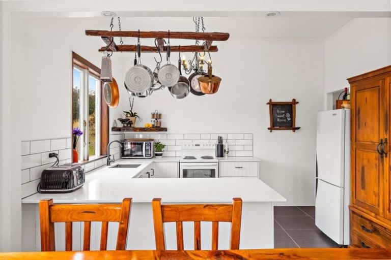 Photo of property in 32 Clifford Road, Makarau, Warkworth, 0981