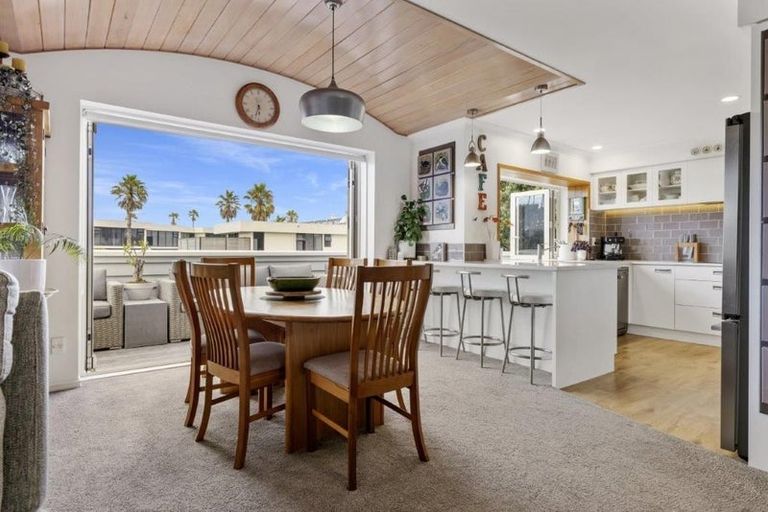 Photo of property in 128 Muricata Avenue, Mount Maunganui, 3116