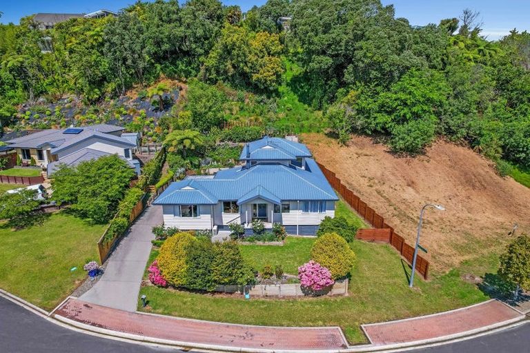 Photo of property in 24 The Fairway, Whakatane, 3120