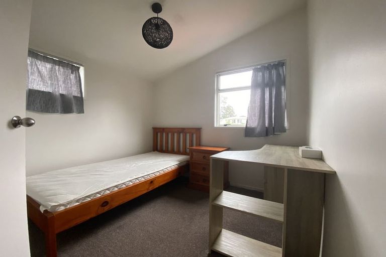 Photo of property in 131i St Georges Road, Avondale, Auckland, 0600