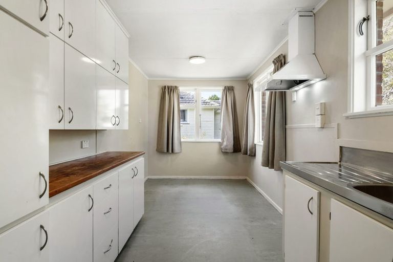 Photo of property in 59 Roberts Avenue, Bayswater, Auckland, 0622