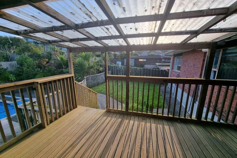 Photo of property in 4 King Richard Place, Browns Bay, Auckland, 0630