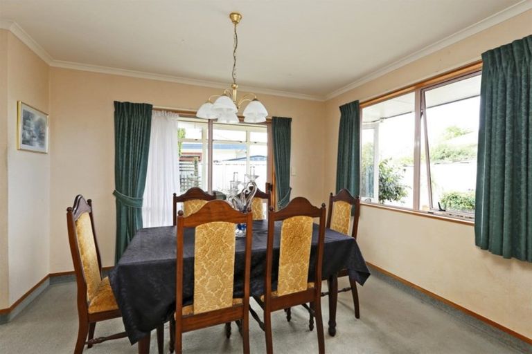 Photo of property in 6 Gresham Place, Taradale, Napier, 4112