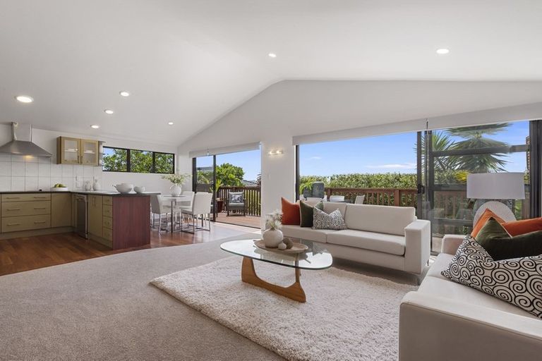 Photo of property in 3a Holland Road, Hillcrest, Auckland, 0627